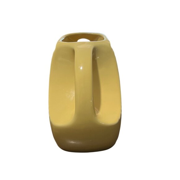 Vintage Fiesta Yellow Disc Pitcher Large Ceramic Fiestaware Made in USA - Picture 2 of 8